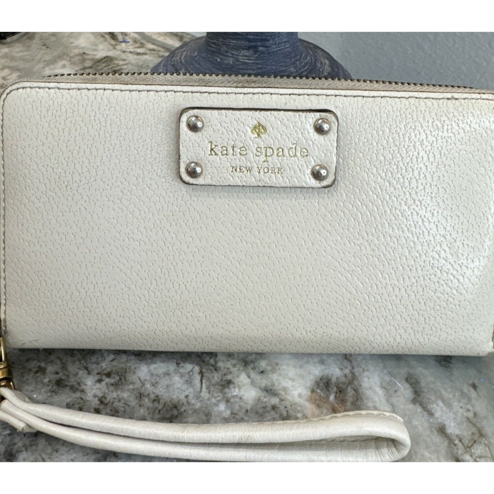 Kate Spade Continental Wallet large Ivory zip around Travel Card Slots + Strap